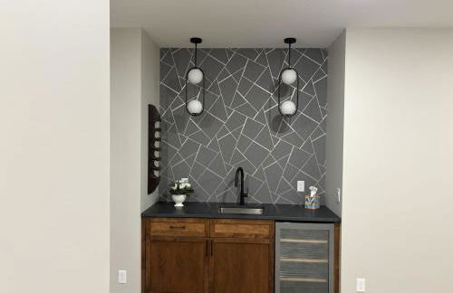 Custom Luxury Rambler in Highland Hills - Foto 28