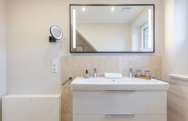 Moderne Doppelhaushalfte in Niebull - Foto 18