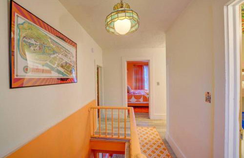 Retro 1970's Rollercoaster House 5 Mins from Cedar Point - Photo 19