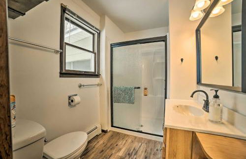 Houghton Lake Cottage Escape with Patio! - Foto 14