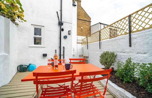 Ramsgate Family Cottage nr Beach -Harbour- Sleeps 4 - Garden - Parking on Street - Foto 6