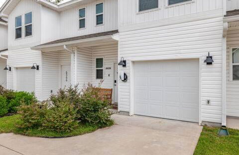 Turnkey Coastal Luxury Townhome EV Ready - Photo 20