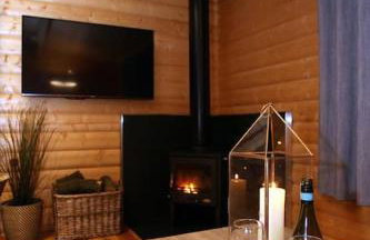 Cambridgeshire Lakes - luxury lodges in a stunning lake location - Foto 7