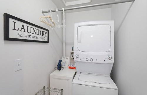 2-Bed Home by the Bay - Foto 29