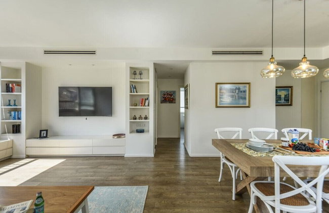 Stunning 2BR Apartment in Beeri - Foto 49