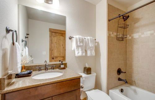 Less Than 5 Mi to Winter Park Family Base Camp with Hot Tub - Foto 23