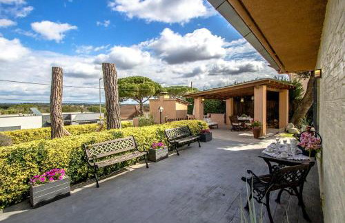 Catalunya Casas Unique Costa Brava Abode with train access to BCN - Foto 44