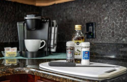 Grotto Pool House, 3 bed, 2 bath, IMG 3 miles, AMI - Foto 24