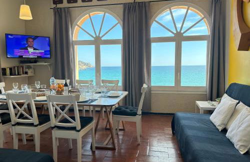 Apartamento con jardín a 11 metros de la playa. SE. - Foto 7