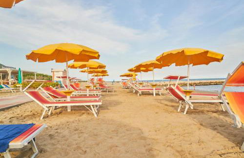 Aparthotel La Pineta - Photo 58