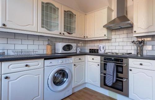 Modern 3-Bed House Parking & Family & Friends - Foto 25