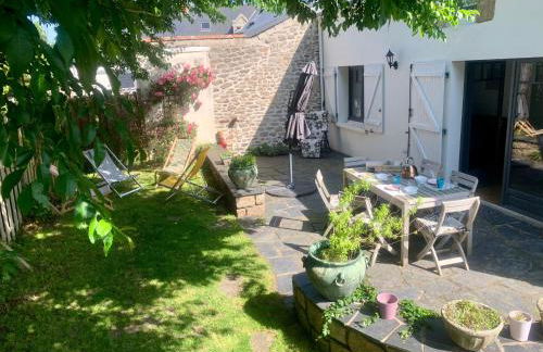 Charmante maison rénovée avec jardin, au cœur des marais salants, proche de Guérande et La Baule - FR-1-306-1214 - Foto 1