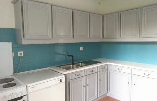 Gite La Coustourelle - Appartement T4 en coeur de village - Foto 12