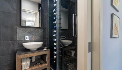 GuestReady - Fantastic home in the heart of London - Foto 4, towels, Shower