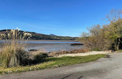 Beautiful 4BR Period Home With Spectacular Views - Pass the Keys - Photo 32