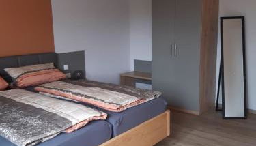 Weingut Engelhardt - Foto 3, wardrobe