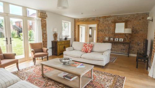 Shakespeare Cottage - Photo 5