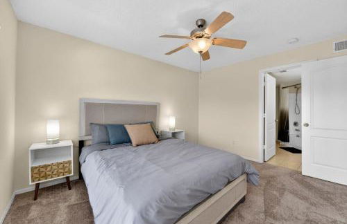 Modern 2BR Stay in Prime Location - Foto 1