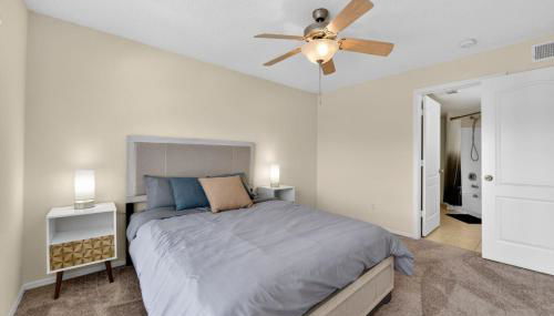 Modern 2BR Stay in Prime Location - Foto 1