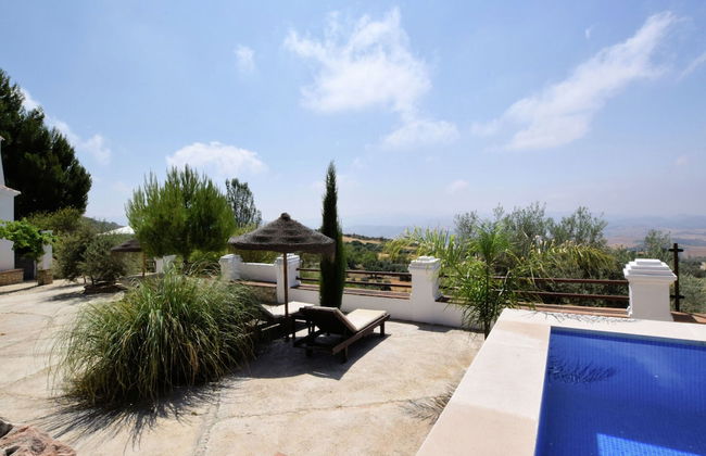 Tranquil Mountain Hideaway - Photo 1