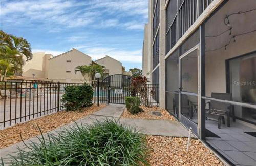 Siesta Key Escape Ground Floor Steps to Heated Pool and Free Trolley - Foto 25