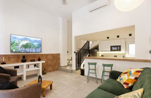 Mediterranean Bliss - Photo 1