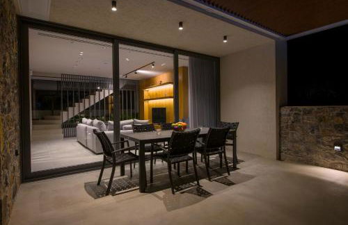 Xenias Luxury Villas Private Pool Kalathas - Photo 70