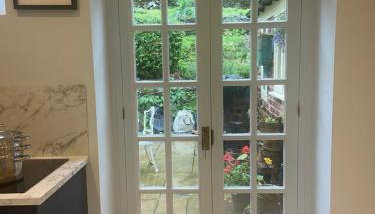 Apple Tree Cottage - Photo 5, Garden view