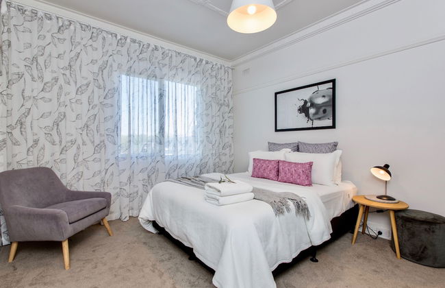 The Baylis Boutique Apartments - Photo 3