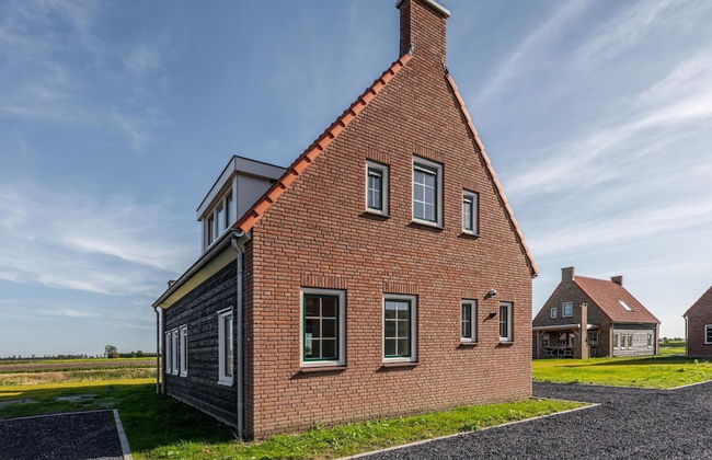 Villa With hot tub and Sauna, on a Holiday Park - Foto 16