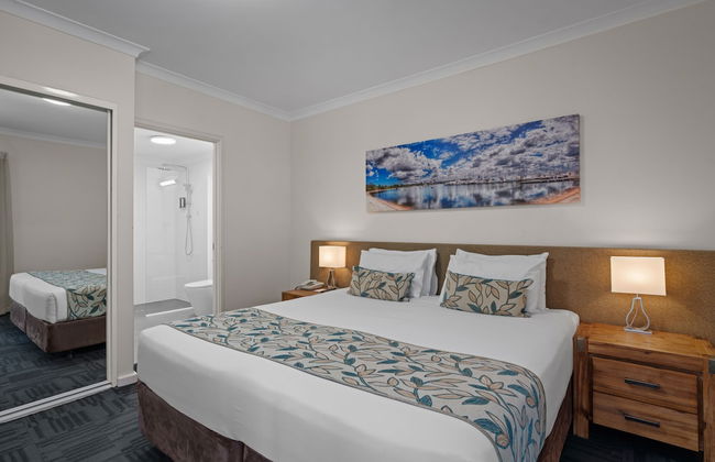 Broadwater Resort Como - Photo 9