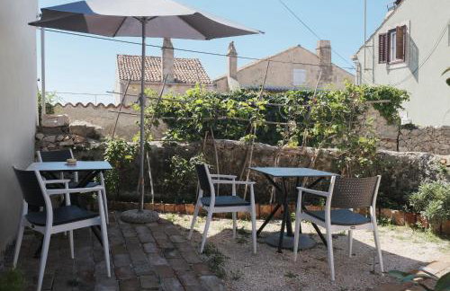 House Mateja Unije - Foto 13