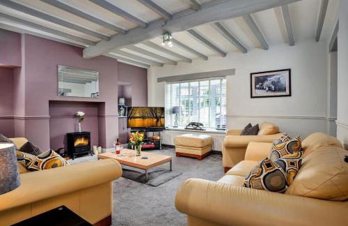 3 Bed Countryside Cottage in Harrogate with free parking and strong wifi - Photo 4