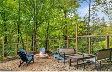 Blue Beary Delight Newly renovated Near Everything - Foto 4