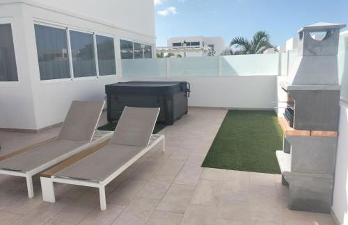 LUXURY RUBICON Jacuzzi y Piscina - Foto 17