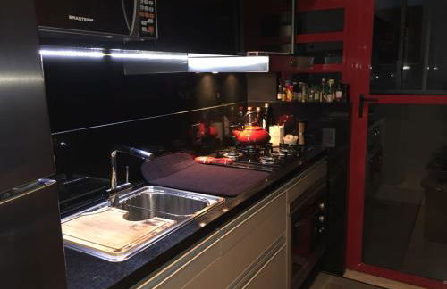 Apto 2suítes 30m da praia - Foto 6