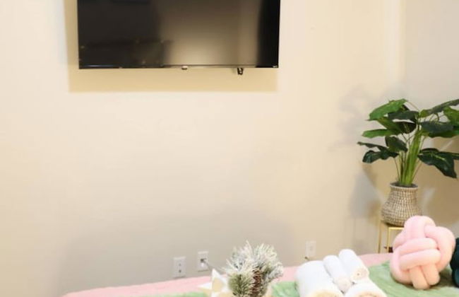 Homify360 5BR Home With Game Room Media Room - Foto 12