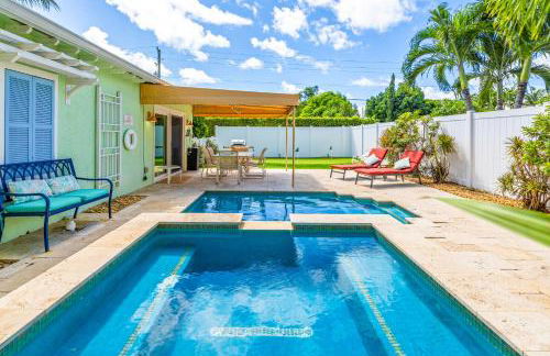 Walk to The Ave- Heated Pool, Spa, Golden Tee and Putting Green - mins to Beach- by Maven Vacation Rentals - Foto 43