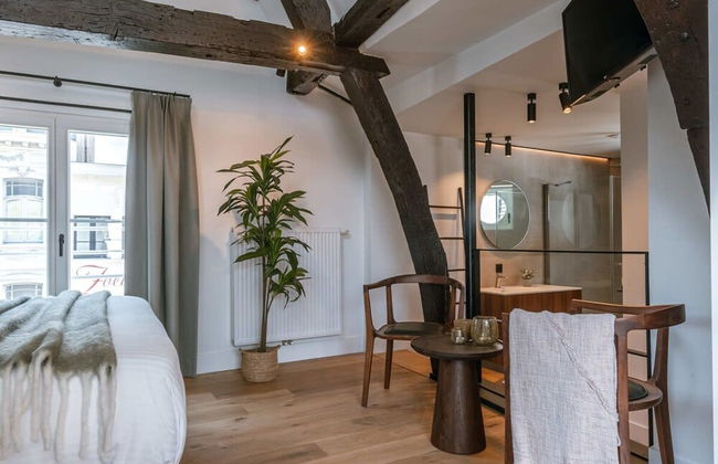 Urban Getaway in the Heart of Antwerp - Photo 11