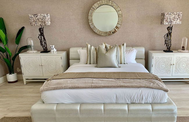 Clifton YOLO Spaces – Clifton Mansion Villa - Photo 37