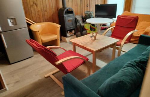 Leśna Chata kuracyjna nad rzeką z sauną w Borach Tucholskich - Foto 1