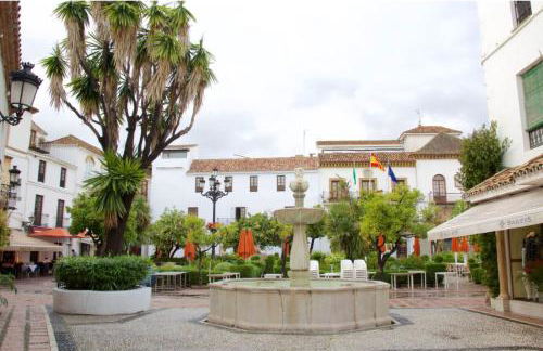 MARBELLA ALICATE BEACHFRONT - Luxury Apartment-1 - Photo 40