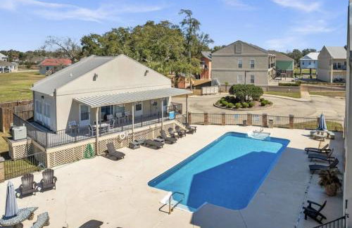 Steps from the Sand and Town Green - 2BR Coastal Retreat - Foto 22