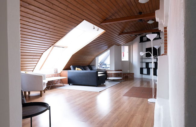 2ndhomes 2-Story Penthouse w Balcony - Foto 17