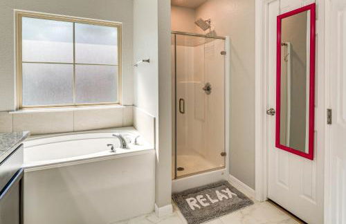 9 Mi to College Station Dog-Friendly Home with Yard - Foto 13