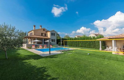 Spacious Villa Nikka with Beautiful Garden and Pool - Foto 31