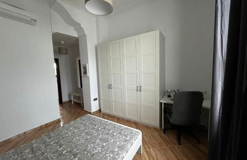 Gran casa cerca de la playa con 3 dormitorios en Pedregalejo - Photo 35