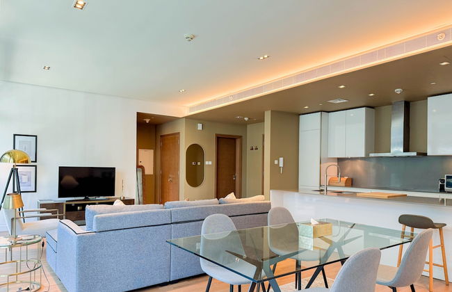 Aya - Sophisticated 1BR Apartment in CityWalk with Views - Photo 24