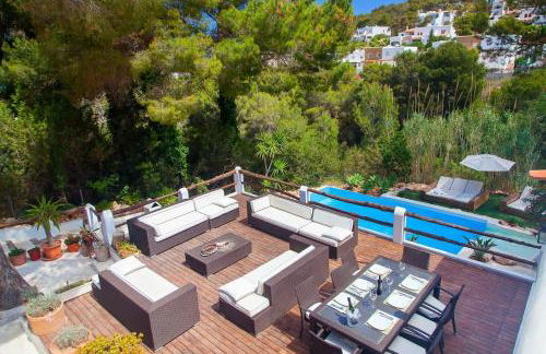 Classic Villa for 12- Pool, BBQ, big exterior area - Foto 49