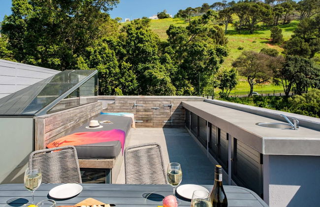 Ultimate Escape in Vibrant De Waterkant at Ishani - Foto 25